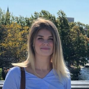 Meet your Posher, Marie-helene